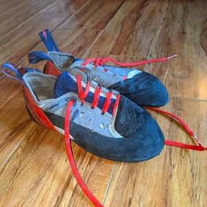 Evolv Oracle Climbing Shoes Mens 9